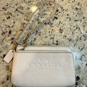 Coach Off-White Leather Wristlet